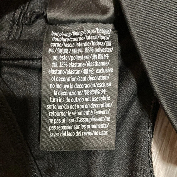 PINK Victoria’s Secret Ultimate lightly lined black sports bra S - Picture 8 of 10